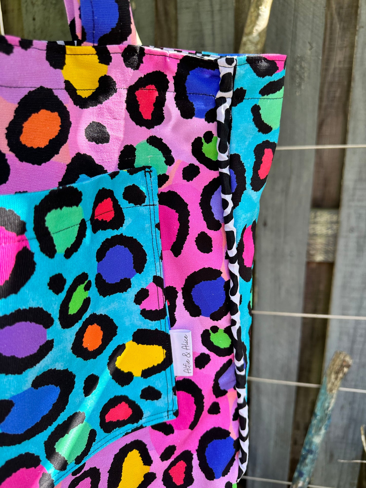 Ruffled Tote Bag Sewing Pattern