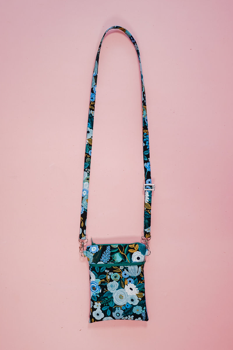 Cell Phone Bag Pattern and Tutorial