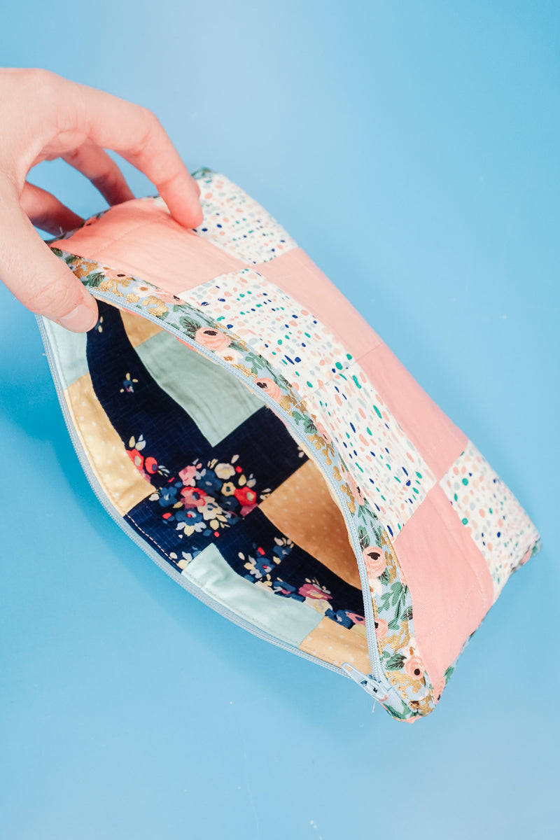 Zipper Pouch Pattern and Tutorial