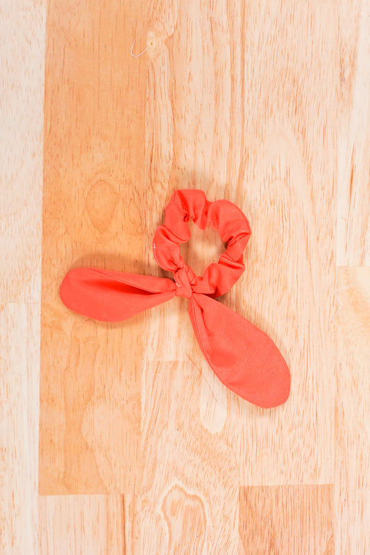 Scrunchie Sewing Pattern and Tutorial