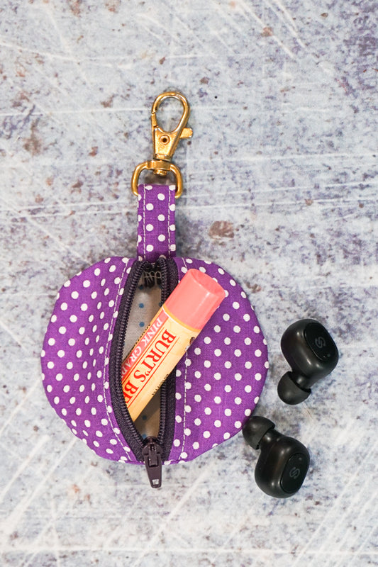 Circle Zipper Pouch Pattern and Tutorial