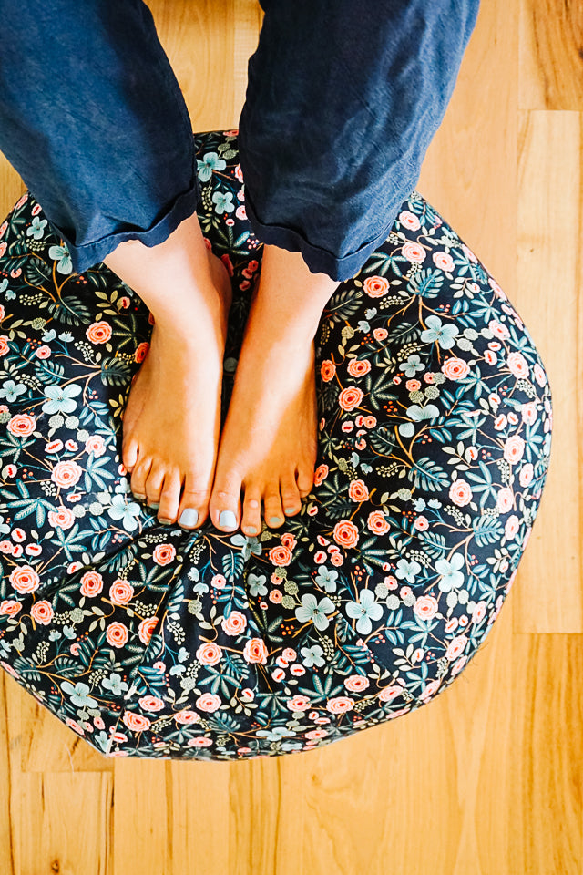 Floor Pouf Sewing Pattern and Tutorial