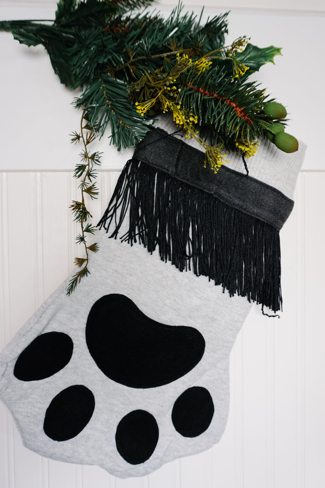 Dog Paw Stocking Pattern and Tutorial