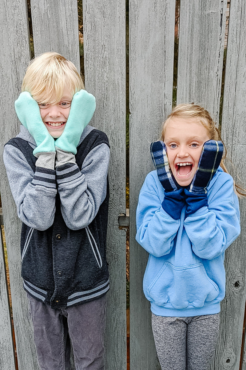 Fleece Mittens Sewing Pattern and Tutorial